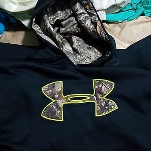 Under armor  mens jacket size xl  tall